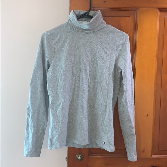 Tommy Hilfiger Tops - Tommy Hilfiger grey long sleeve turtleneck